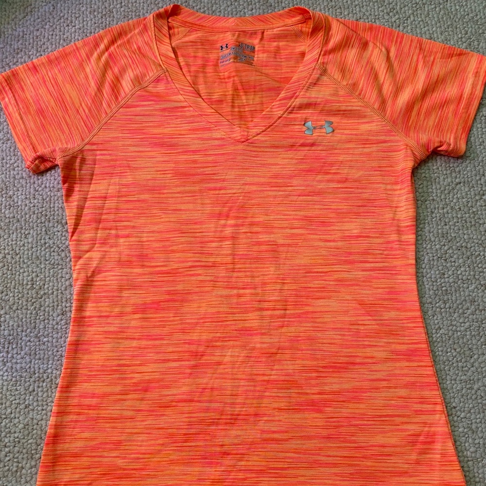 Underarmour Women’s Athletic Shirt - Size XS